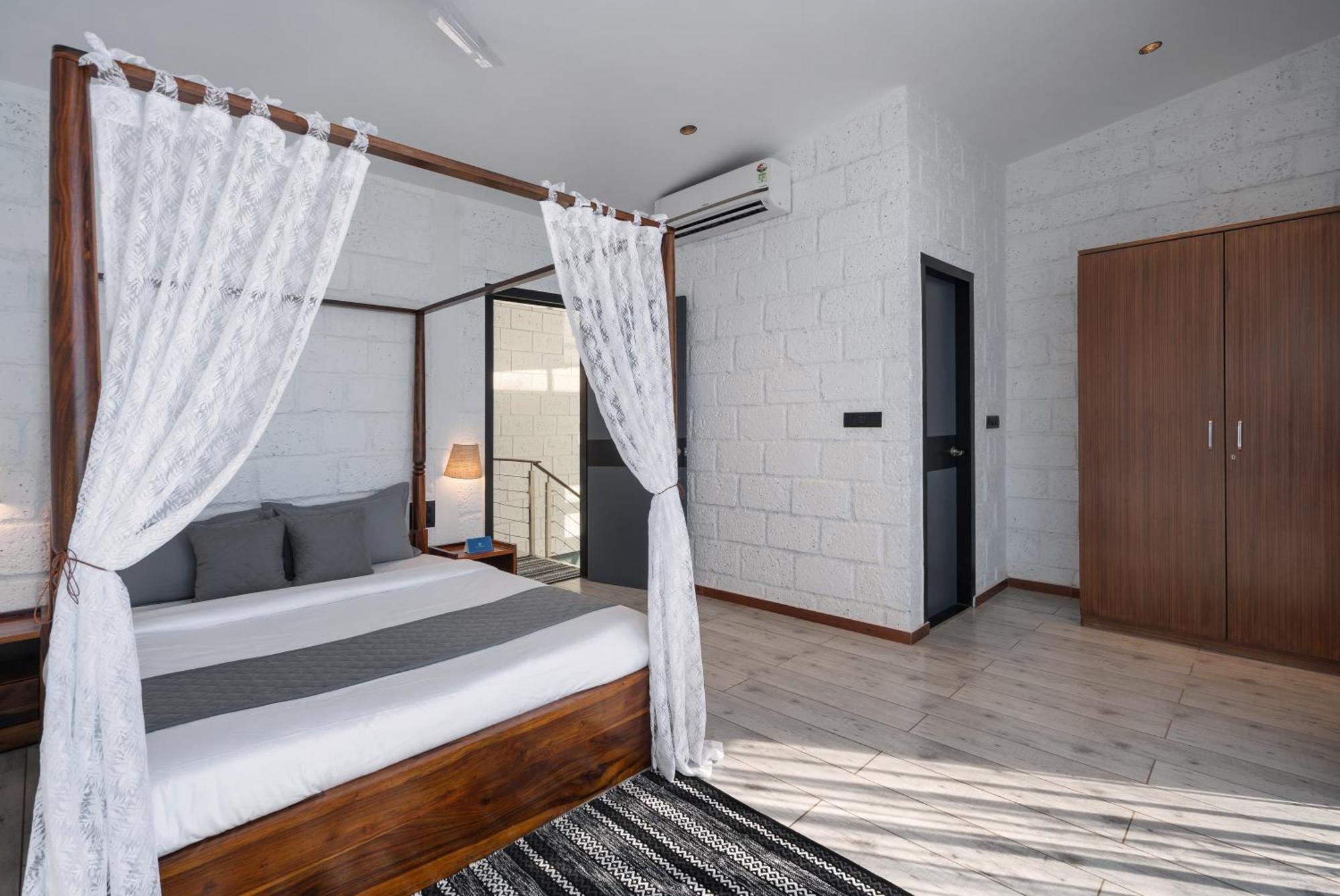Saffronstays Calvin - 3 Bedroom Pool Villa In 로나발라 외부 사진