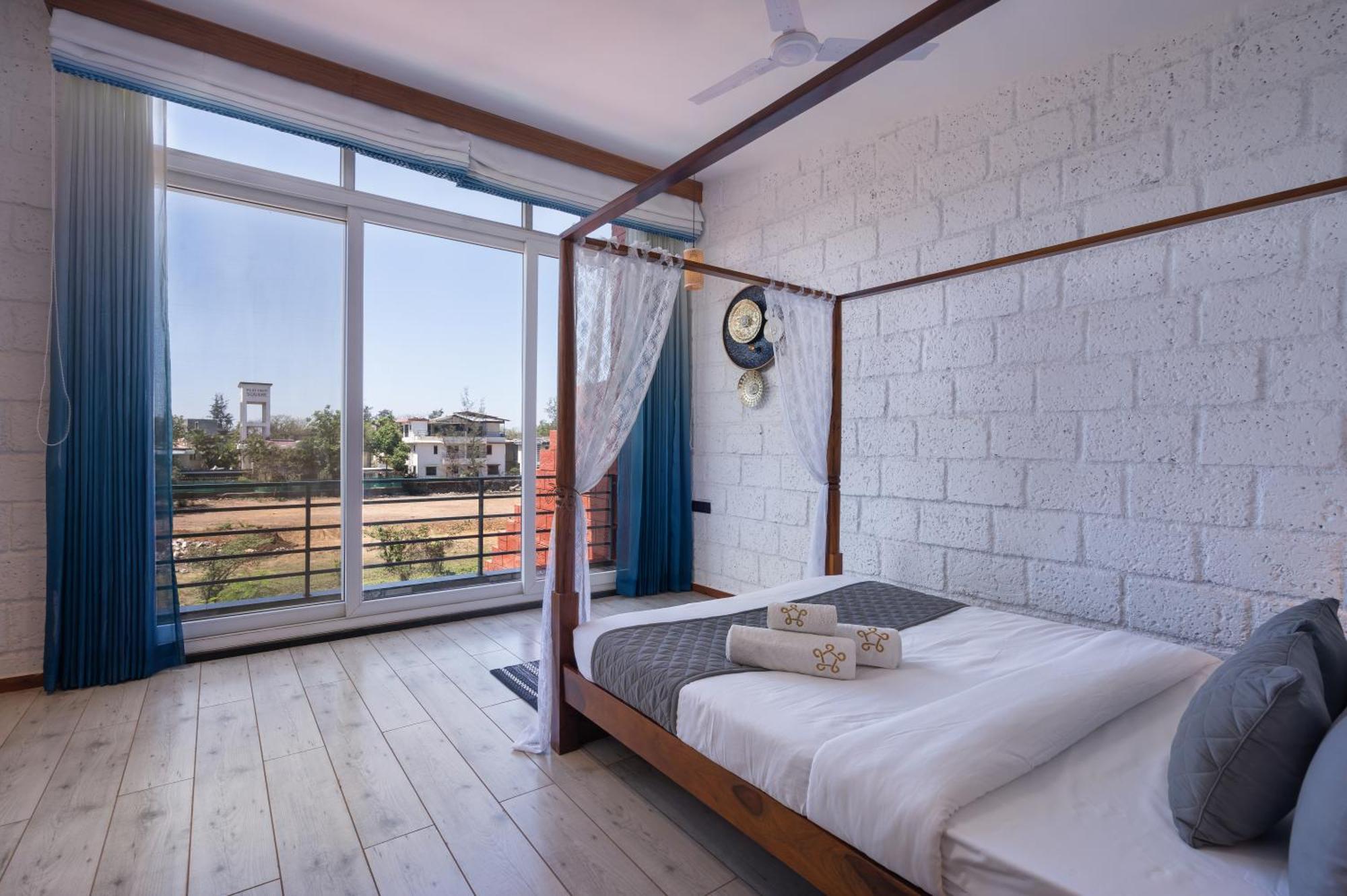 Saffronstays Calvin - 3 Bedroom Pool Villa In 로나발라 외부 사진