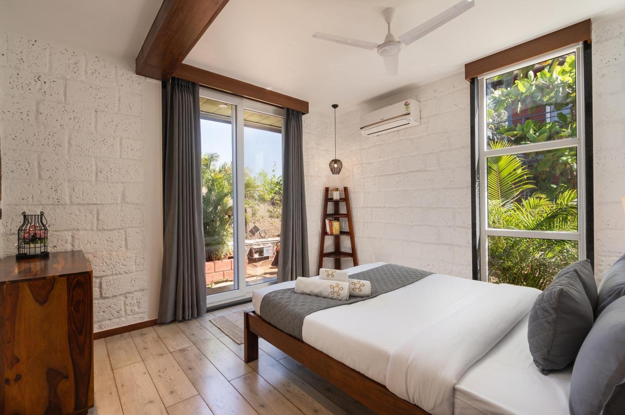 Saffronstays Calvin - 3 Bedroom Pool Villa In 로나발라 외부 사진