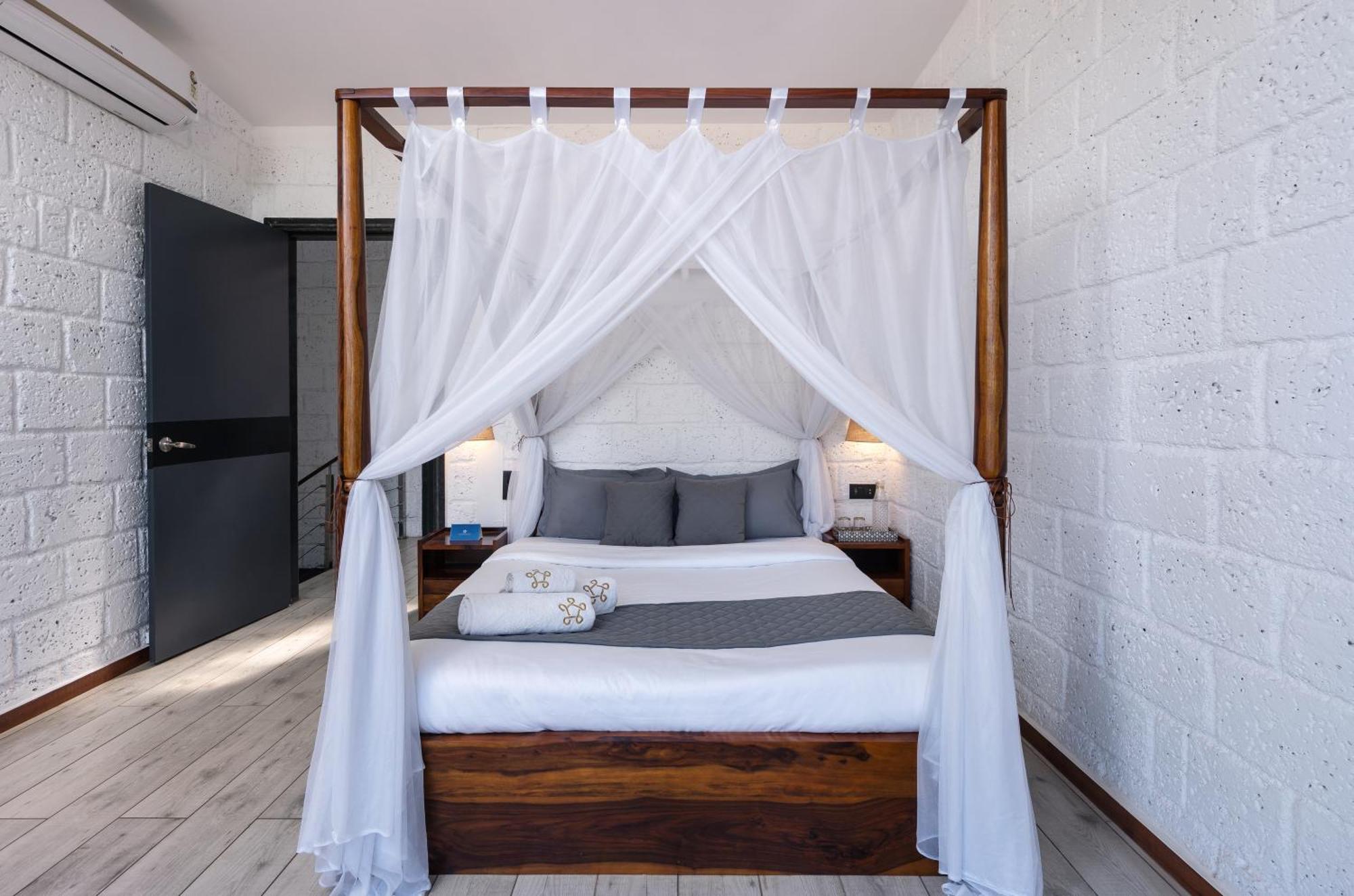Saffronstays Calvin - 3 Bedroom Pool Villa In 로나발라 외부 사진