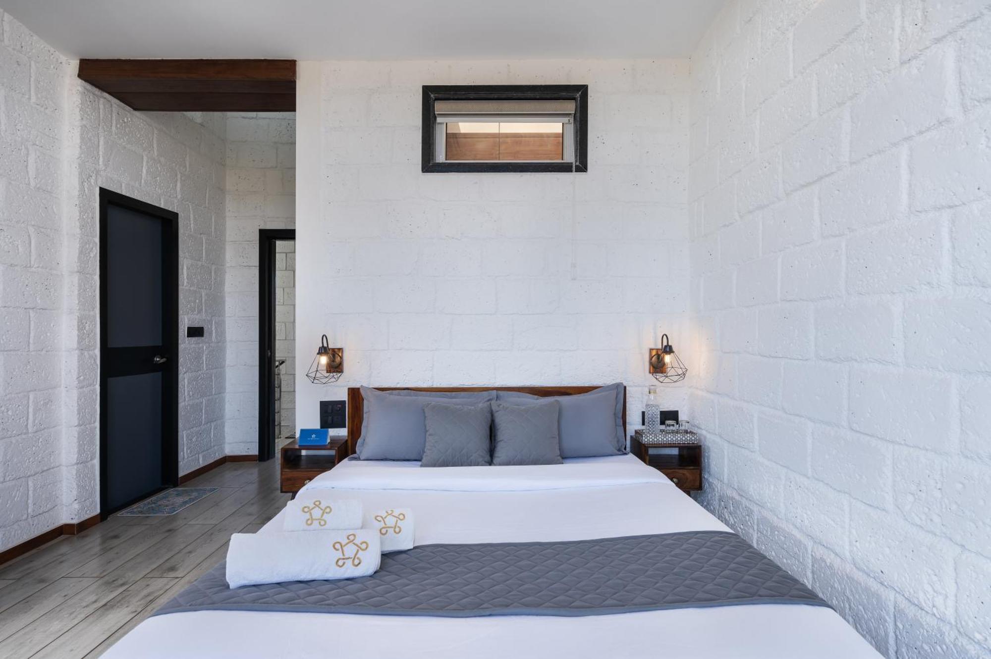 Saffronstays Calvin - 3 Bedroom Pool Villa In 로나발라 외부 사진