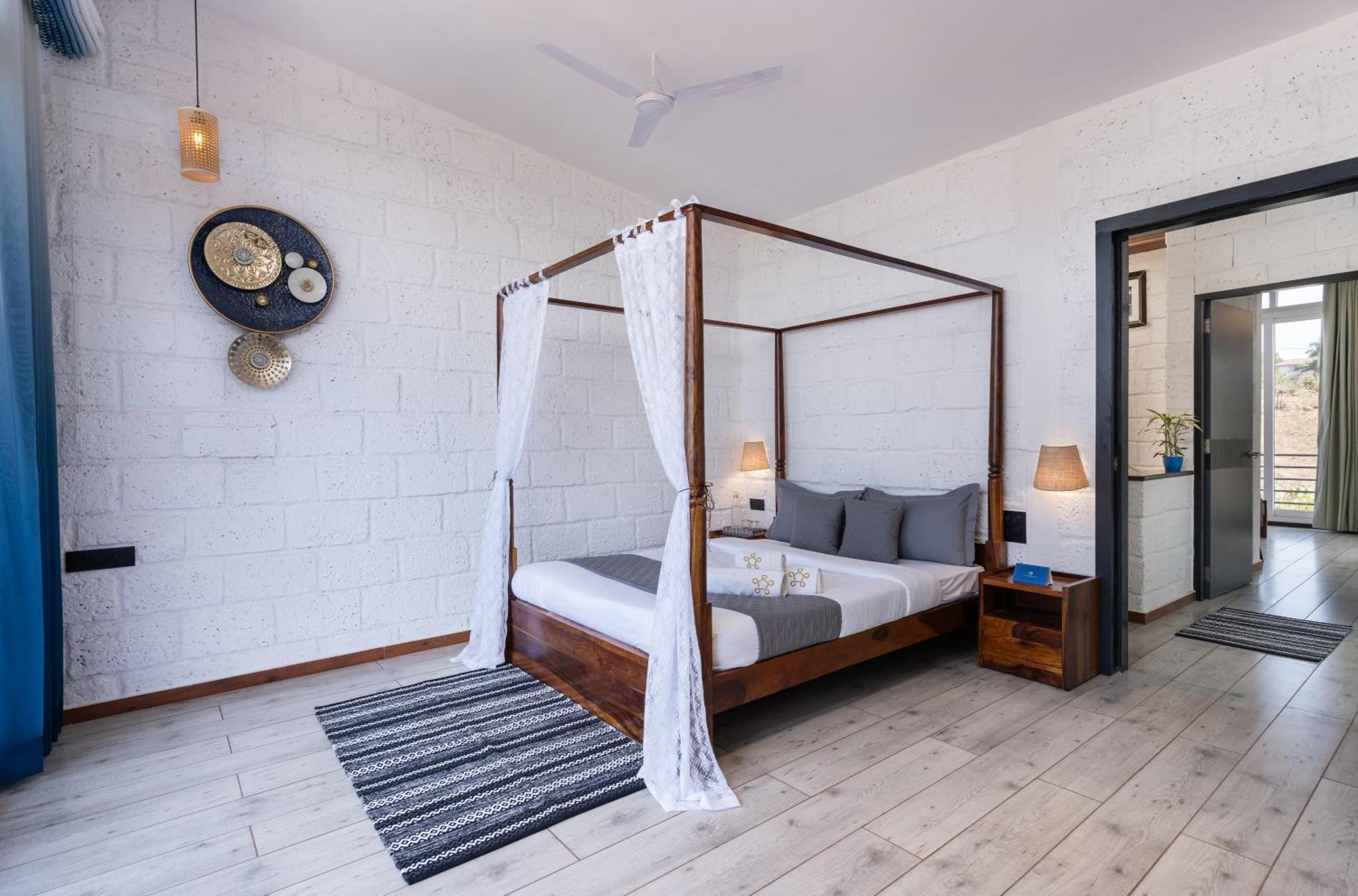Saffronstays Calvin - 3 Bedroom Pool Villa In 로나발라 외부 사진